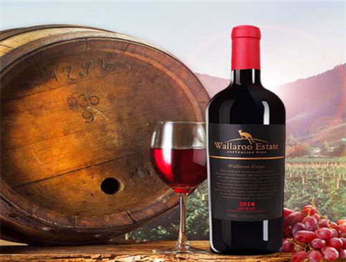 赖妃窖藏干红葡萄酒